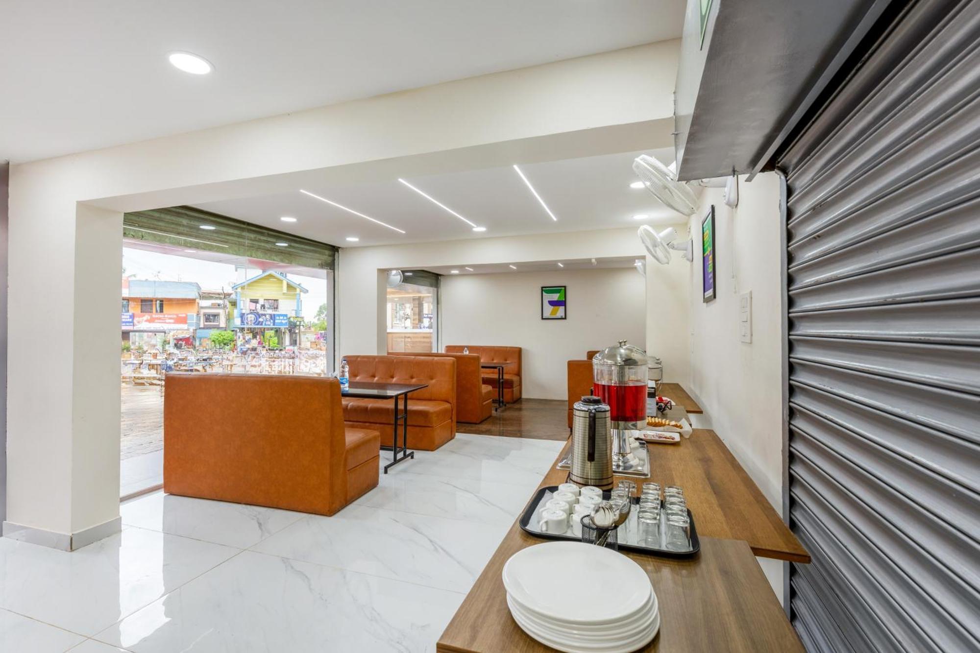 Treebo Sky City Grand, 5 Min From Mangalore Airport Екстериор снимка