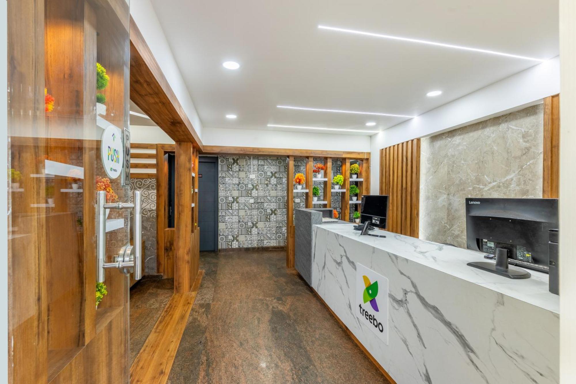 Treebo Sky City Grand, 5 Min From Mangalore Airport Екстериор снимка