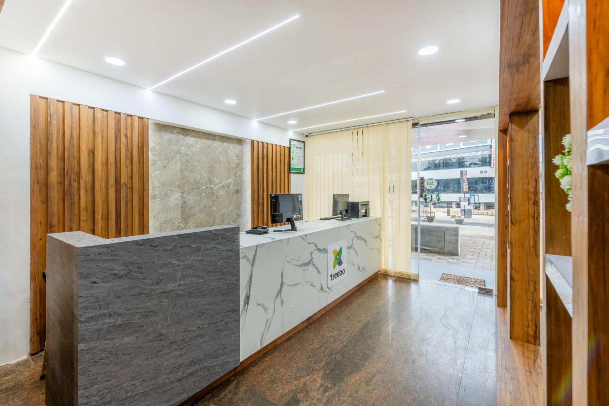 Treebo Sky City Grand, 5 Min From Mangalore Airport Екстериор снимка